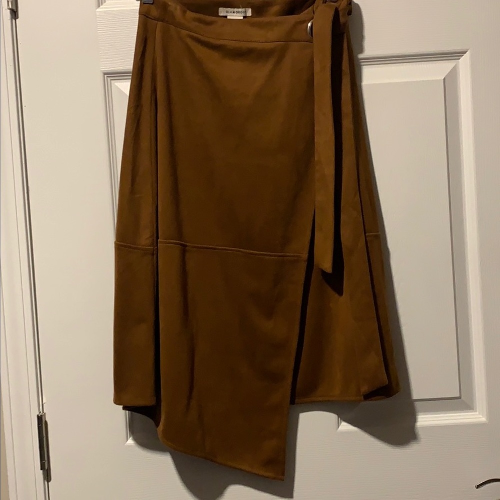 Wrap skirt-suede